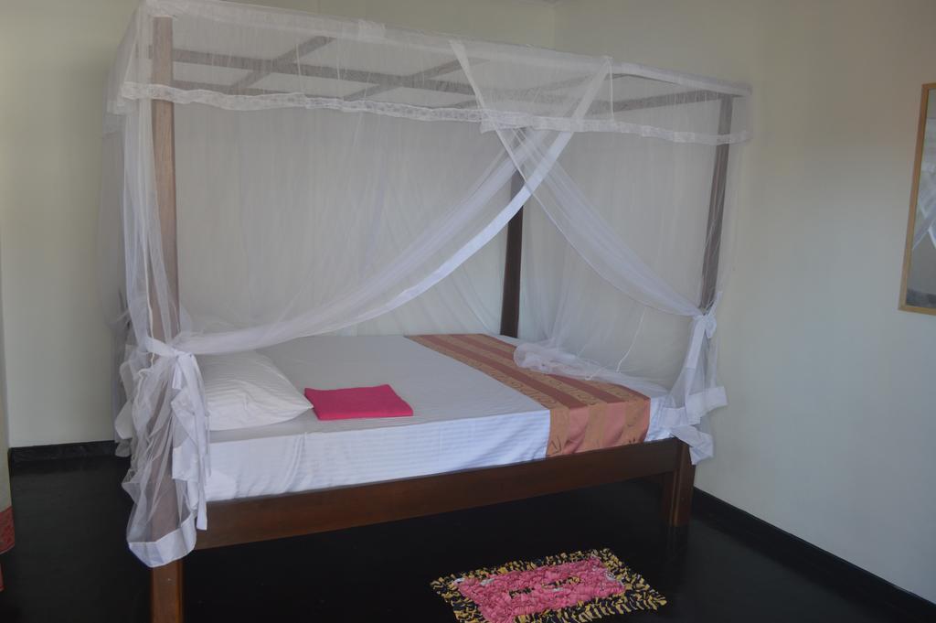 Chamod Holiday Home Tangalle Exterior foto